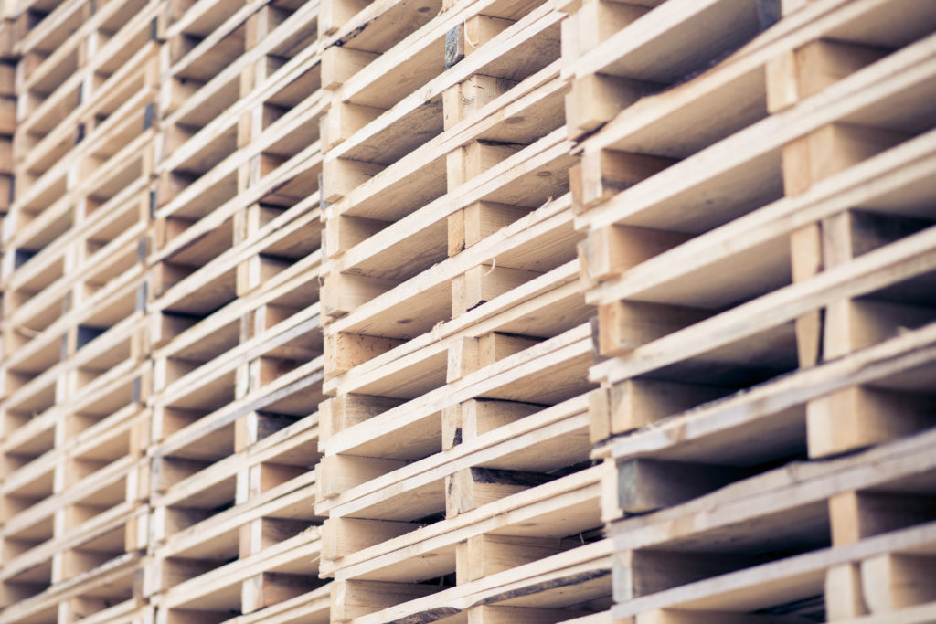 Buy Pallets Pallet Solutions Wood Pallets Mobile Pallet Service